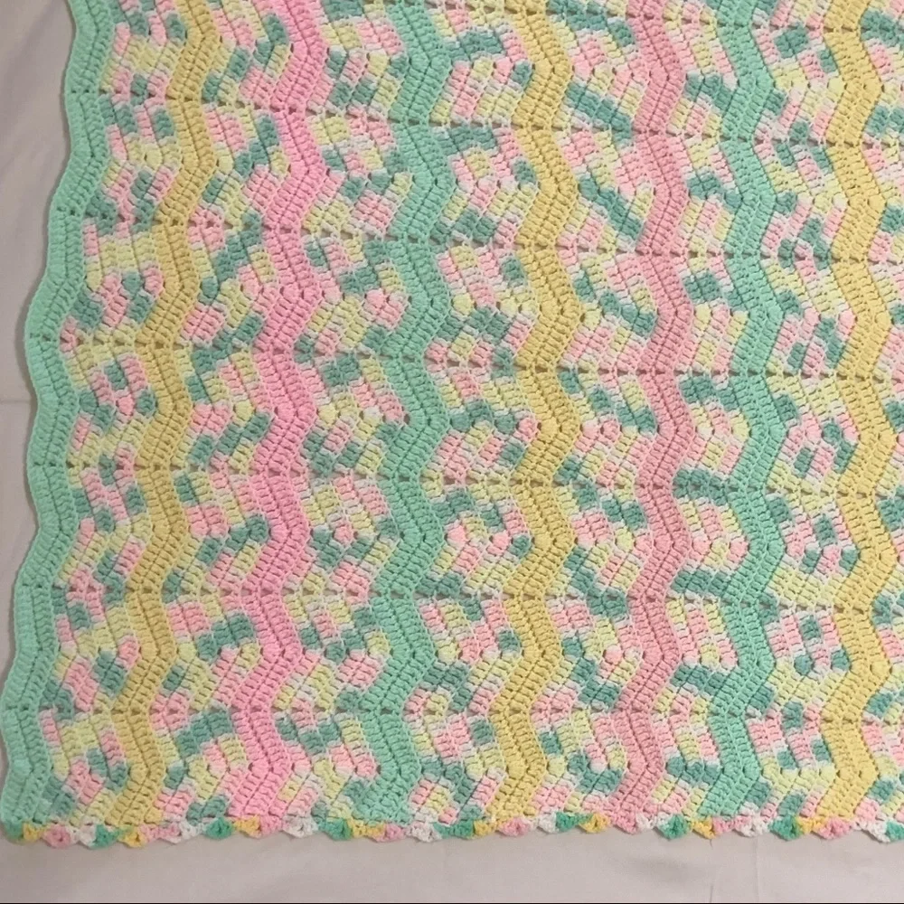 Vintage pastel crocheted knit blanket throw